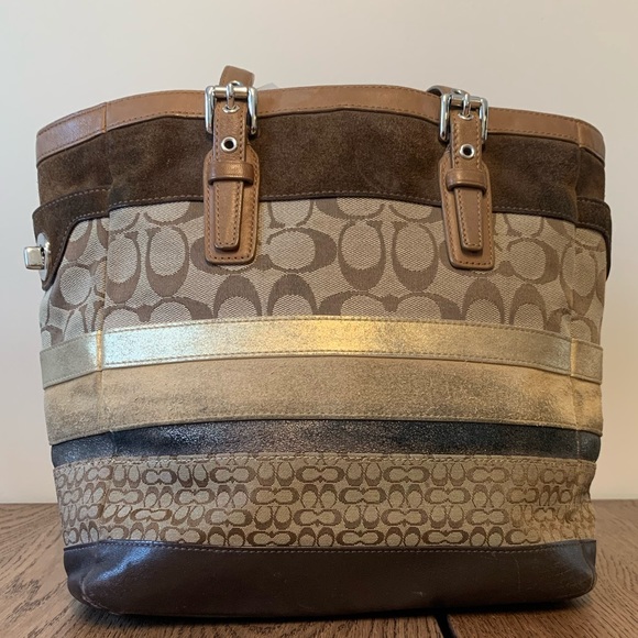 Textured Coach Purse - Picture 2 of 2